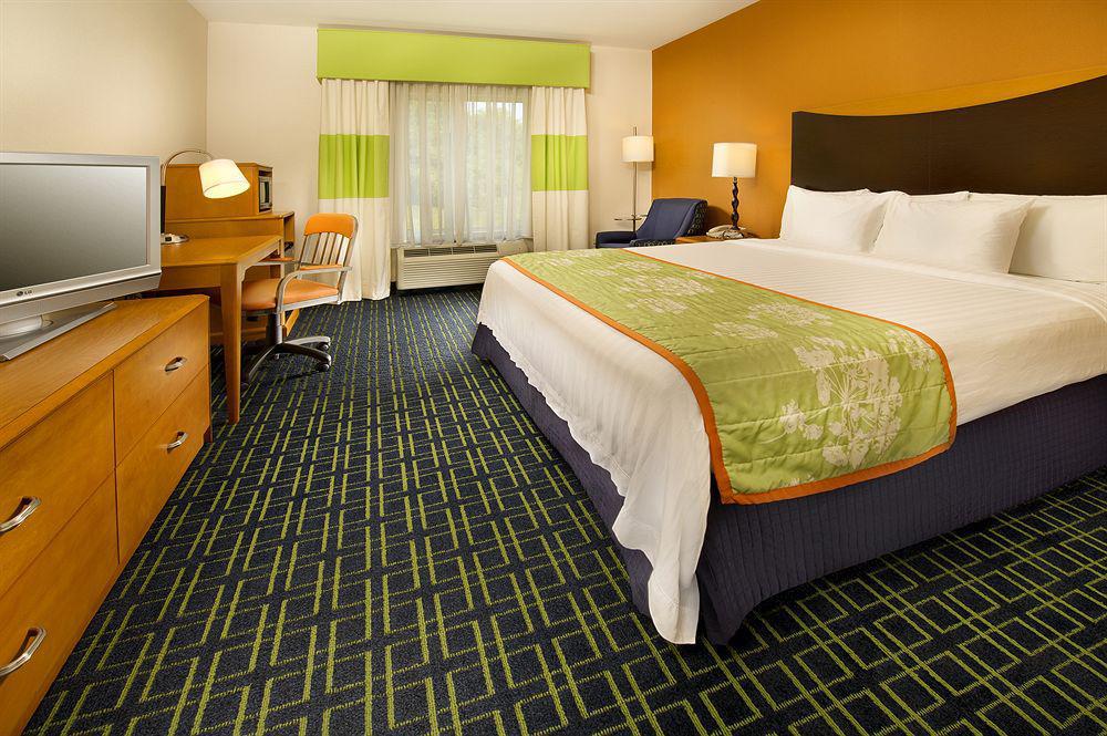 Fairfield Inn And Suites Κλίβελαντ Δωμάτιο φωτογραφία