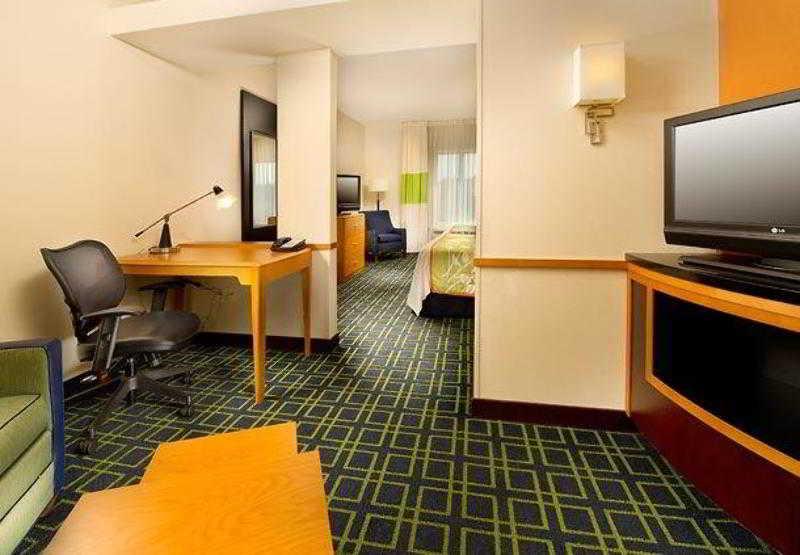 Fairfield Inn And Suites Κλίβελαντ Δωμάτιο φωτογραφία